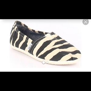 Zebra print Toms